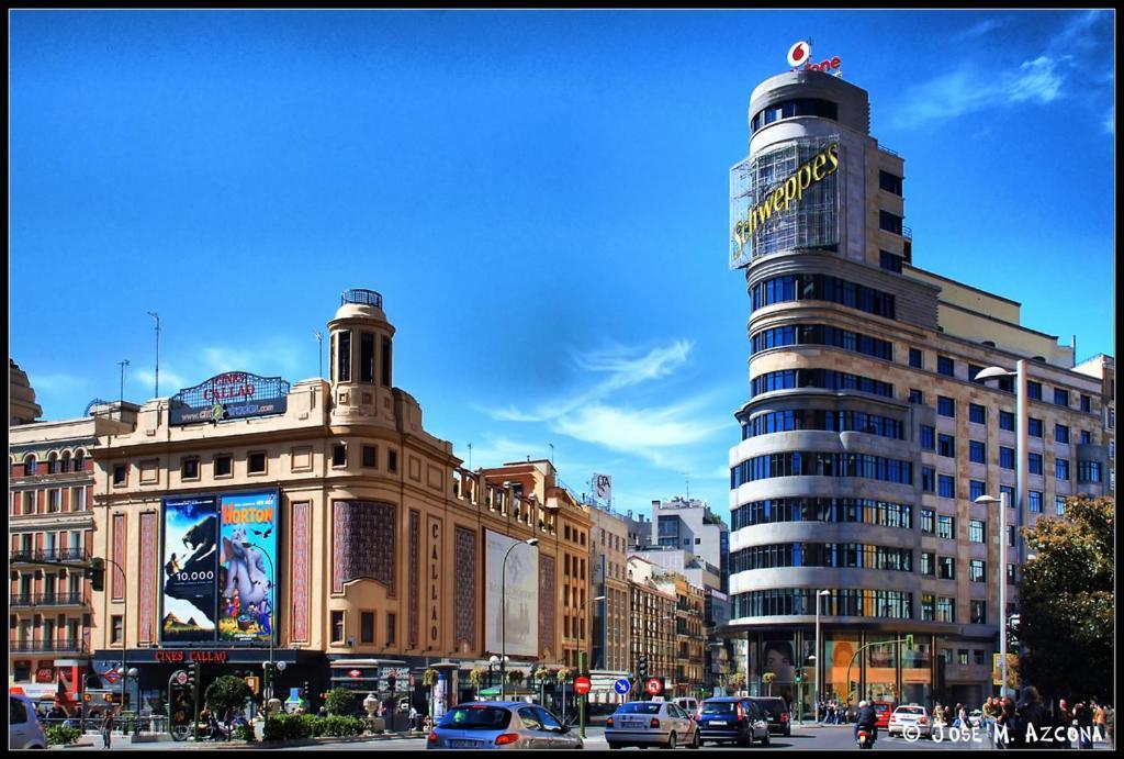 Gran Via Valverde Apartaments & Rooms Parking 马德里 外观 照片